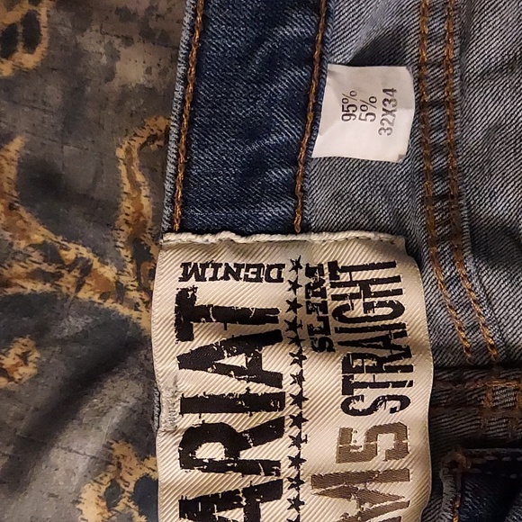 Jeans - Picture 2 of 4